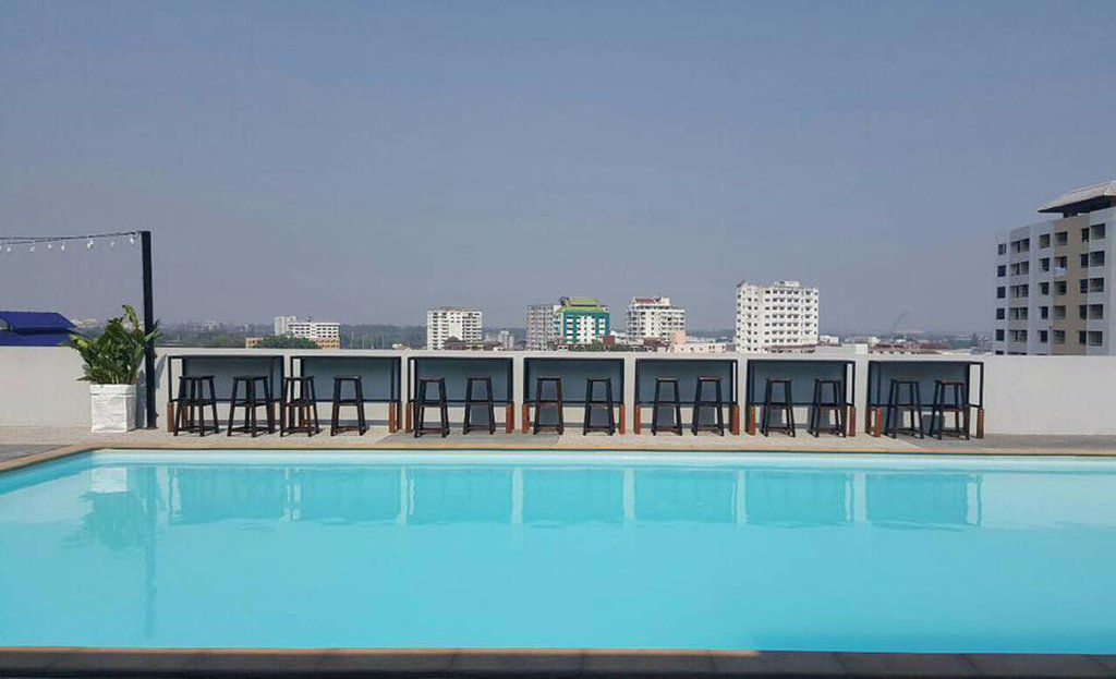 Prestige Chiang Mai Hotel Exterior photo